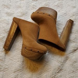 Jessica Simpson Clog Heel